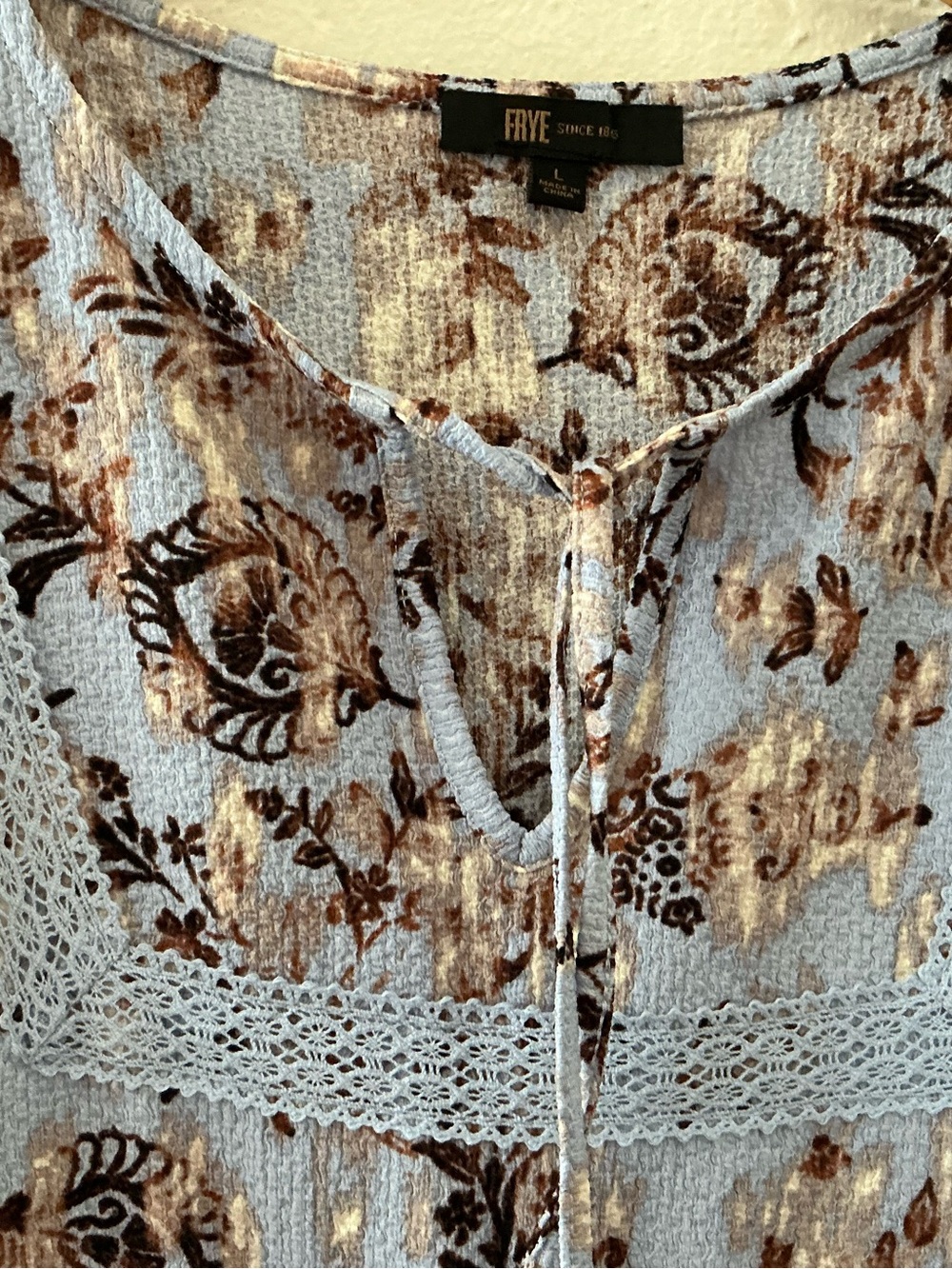 Frye Boho Top Blue Floral Sleeveless Crochet Lace Flowy Blouse Festival Fairy L - Picture 2 of 11